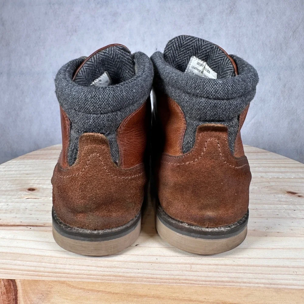 Crevo Leather Chukka Boots Mens 10 Chestnut Brown Good Herringbone Collar